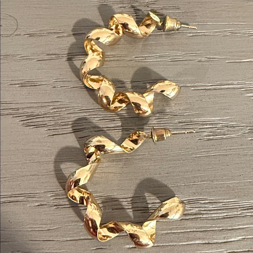 Twisted Gold Hoop Earrings